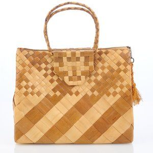 1980s Classic Tan woven Straw Handbag
